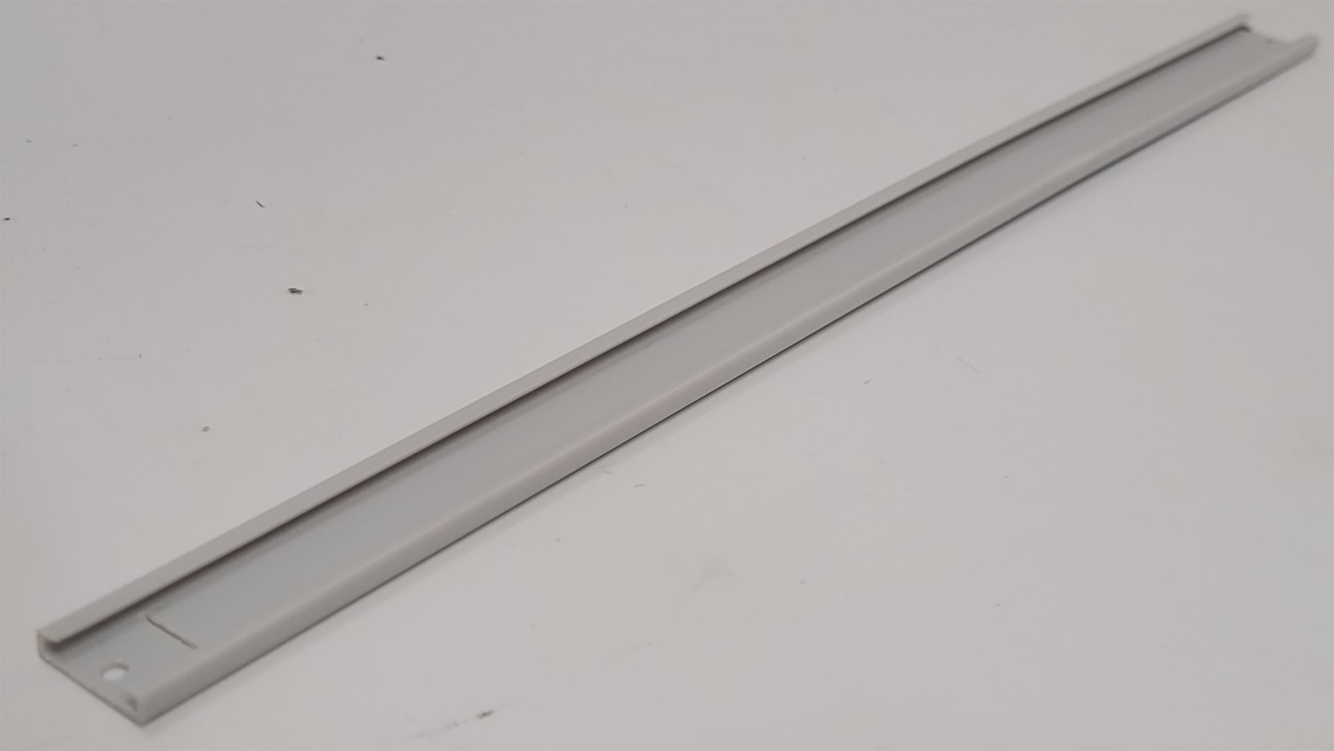 POS TUNING Führungsgleitprofil B19 in Kombination mit Pusher Nummer P30004446 für Tablartiefe 260mm