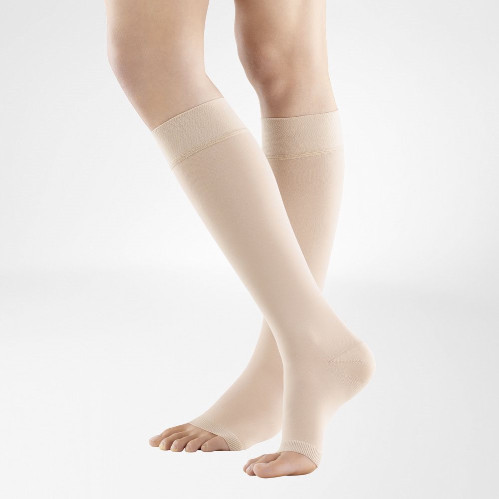 BAUERFEIND VenoTrain Soft KKL2 AD L normal/short offene Fussspitze Noppenhaftband 3cm creme 1 Paar